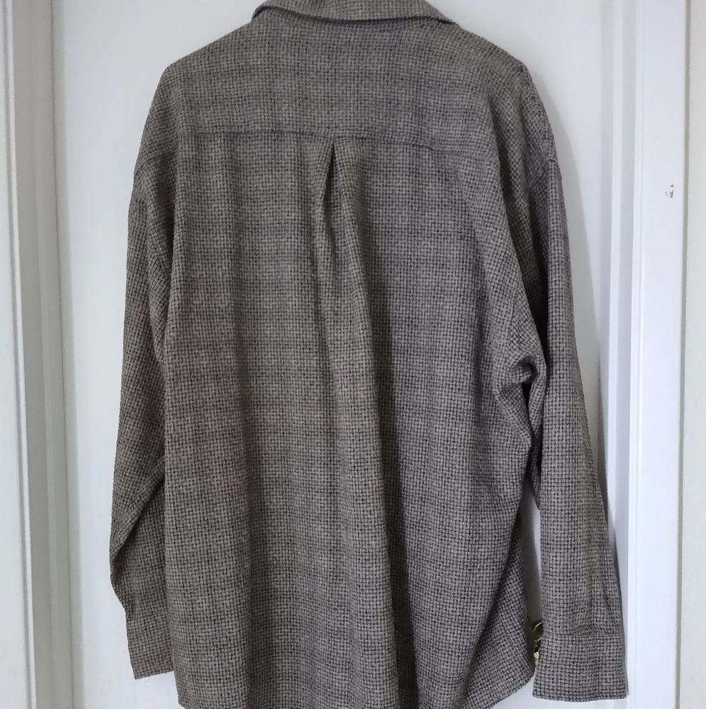 90's collared shirt - Picture 2 of 6